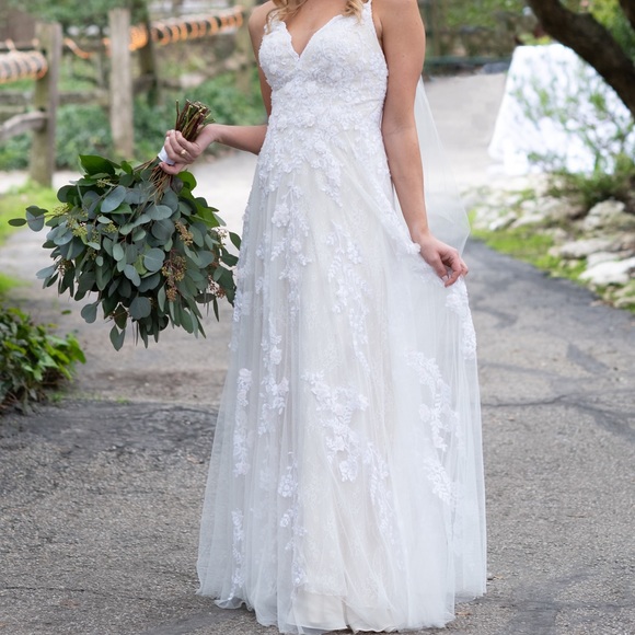 A-Line Wedding Dress with Straps - Picture 5 of 8